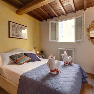 Diciotto Apartment By Mamo Florence